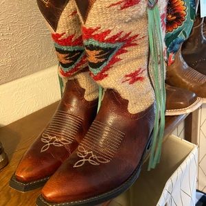 Brand new never worn fringe western aztec boot